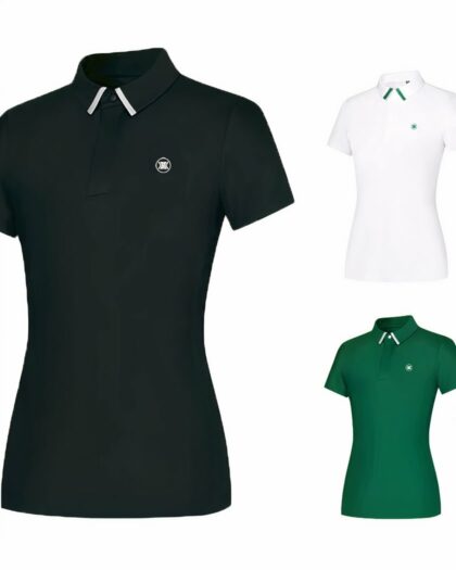 Photo de trois polos de golf pour femme un noir à gauche au premier plan puis un blanc et un vert au second plan le tout sur fond blanc