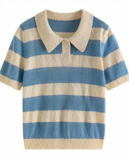 Polo vintage en tricot rayé bleu ciel et blanc pour femme