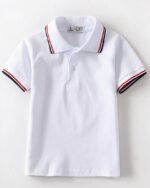 Polo blanc à manches courtes détails bleu et rouge pour garçon