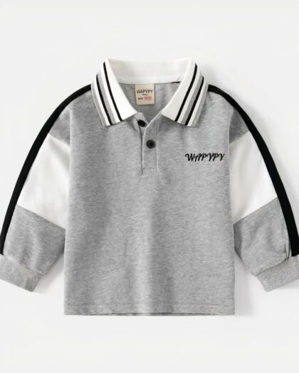 On voit un polo gris manches longues pour garçon