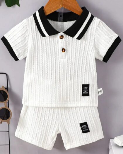 Ensemble polo et short blanc avec détails noir, pour bébé, effet tricot en laine